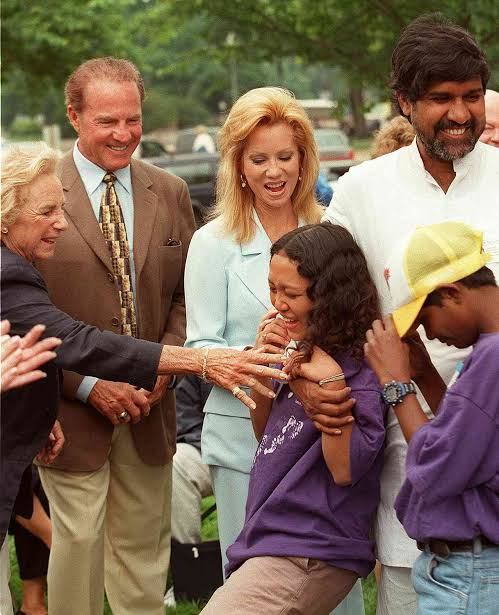victoria denise gifford wikipedia