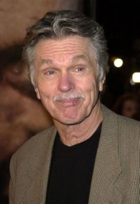 tom skerritt wikipedia